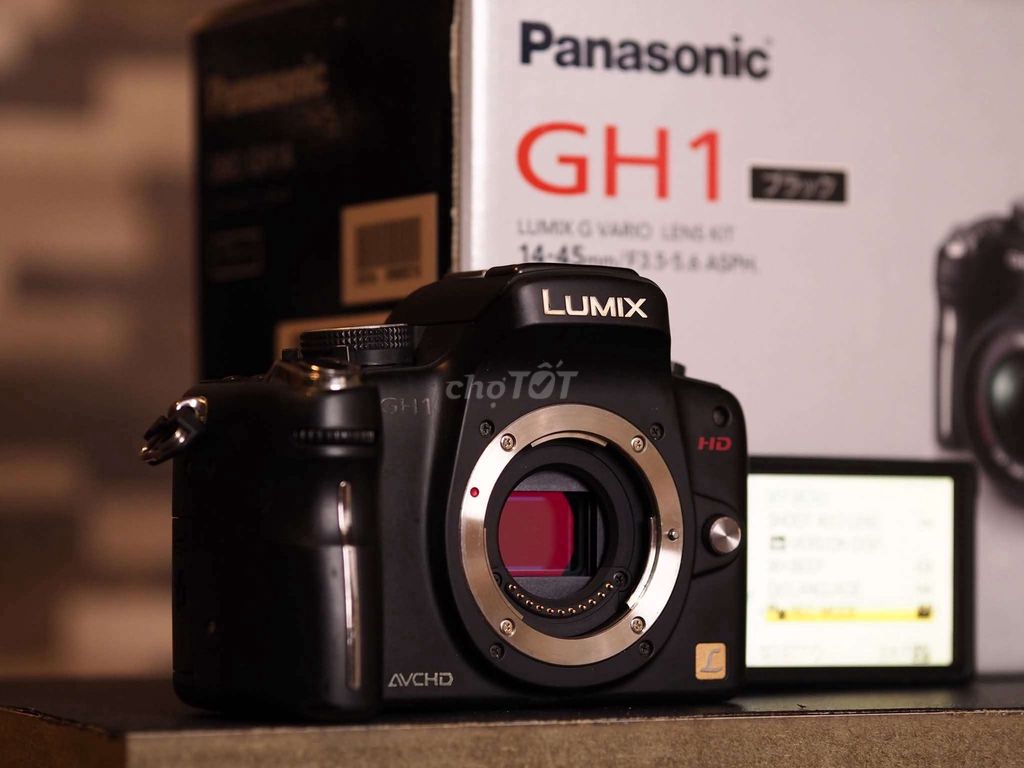 Máy ảnh Panasonic Lumix GH1 Đen. Mua bán Máy ảnh, Máy quay tại Quận 10 Tp Hồ Chí Minh được đăng bởi Đại Phong hình 1