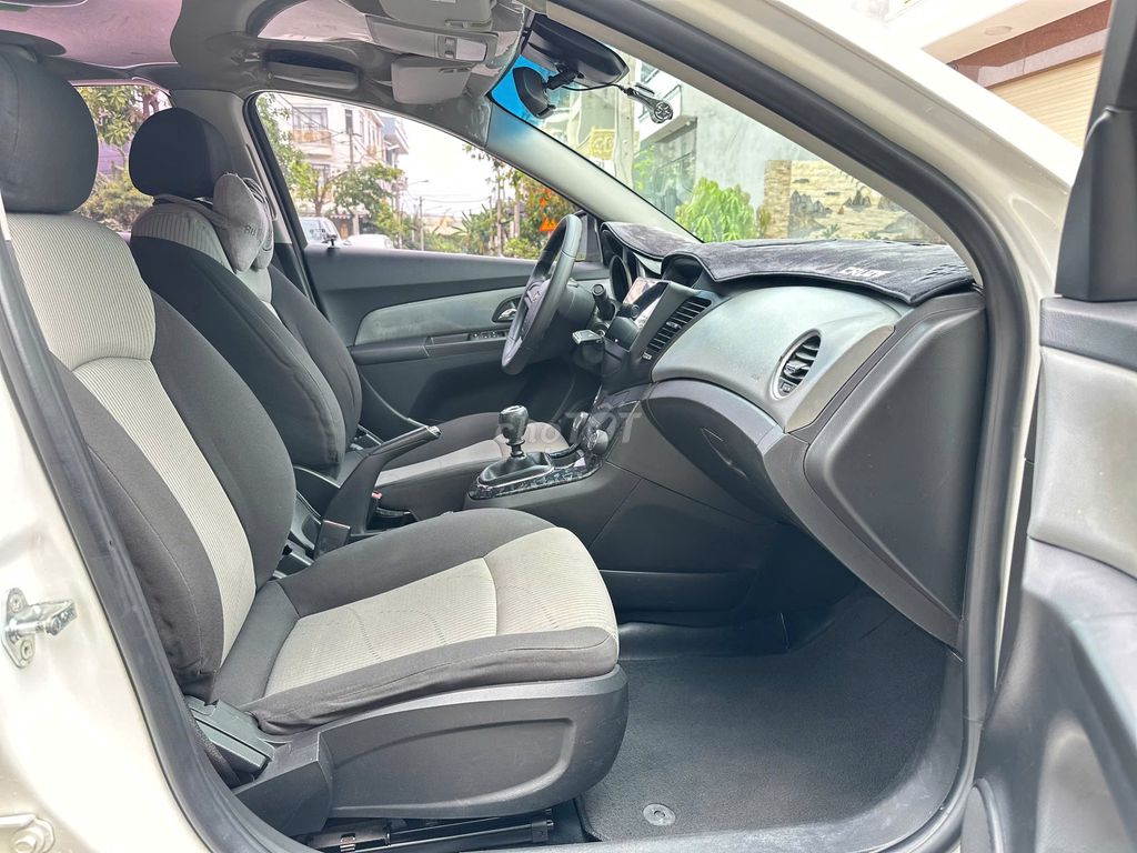 Chevrolet Cruze 2015 – Bản LT – 1 Chủ Từ Đầu. Mua bán Ô tô tại Thành phố Dĩ An Bình Dương được đăng bởi Diễm Quỳnh hình 6