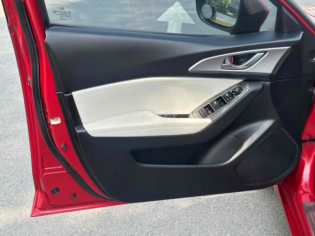 Mazda 3 2019 1.5L Luxury Đỏ 72000 km. Mua bán Ô tô tại Quận Hoàng Mai Hà Nội được đăng bởi NHẬT DOANH AUTO  hình 8