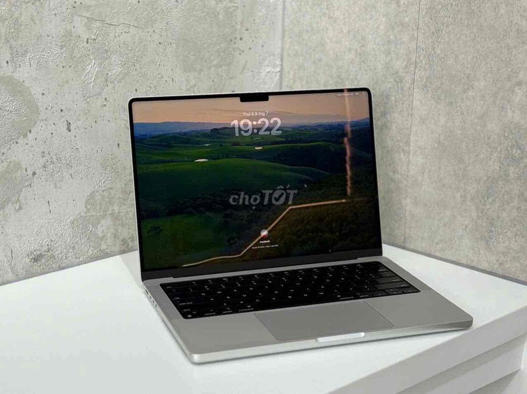Macbook Pro 14 inch M3 1TB đời mới 2023 thanh lý. Mua bán Laptop tại Quận 10 Tp Hồ Chí Minh được đăng bởi thông hình 1