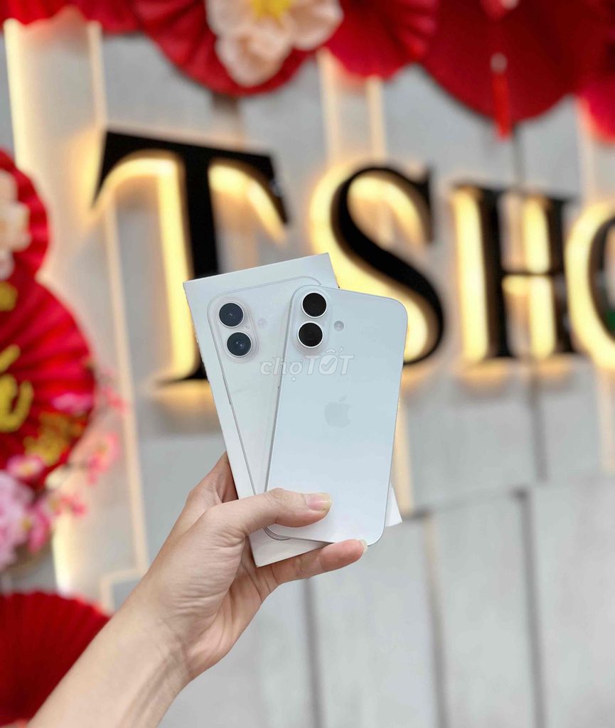 16 thường trắng 128gb p100% sạc 3 lần còn bh dài. Mua bán Điện thoại tại Quận Thanh Khê Đà Nẵng được đăng bởi Thiện Lê TShop 16 Lê Đình Lý hình 1