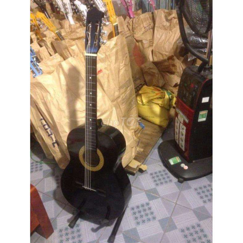 Đàn guitar classic đen full bao, capô, bộ 6 dây,hd