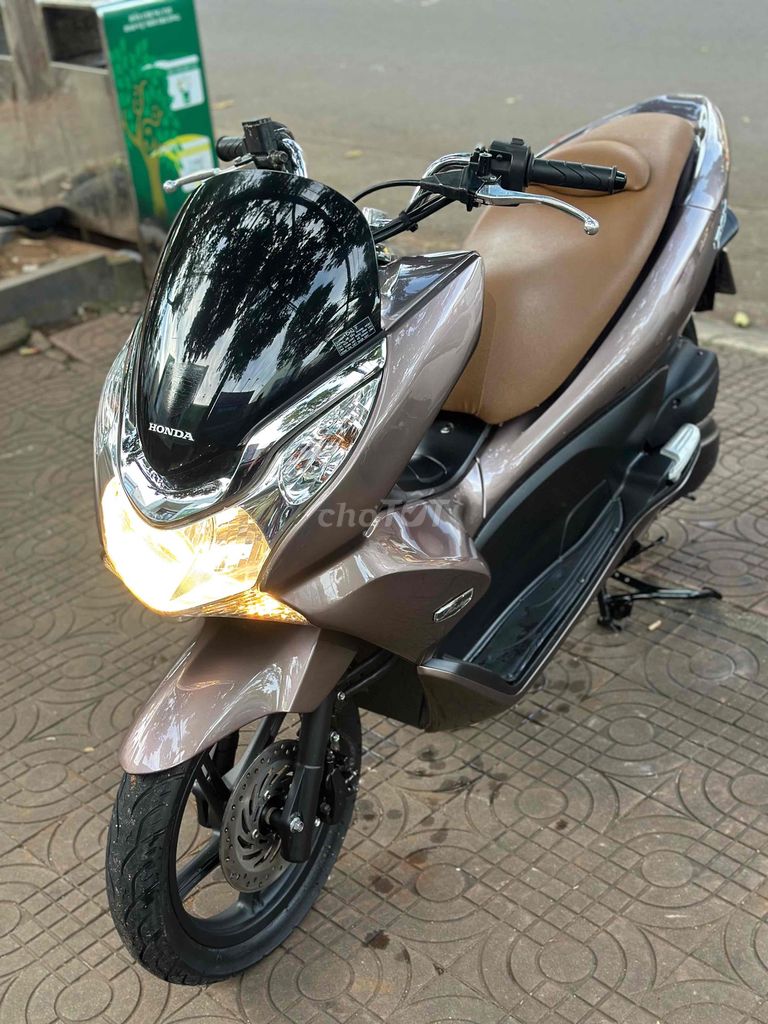 Pcx 2012 125cc. Mua bán Xe máy tại Thành phố Pleiku Gia Lai được đăng bởi Xe Máy Nguyễn Vũ Gialai hình 4