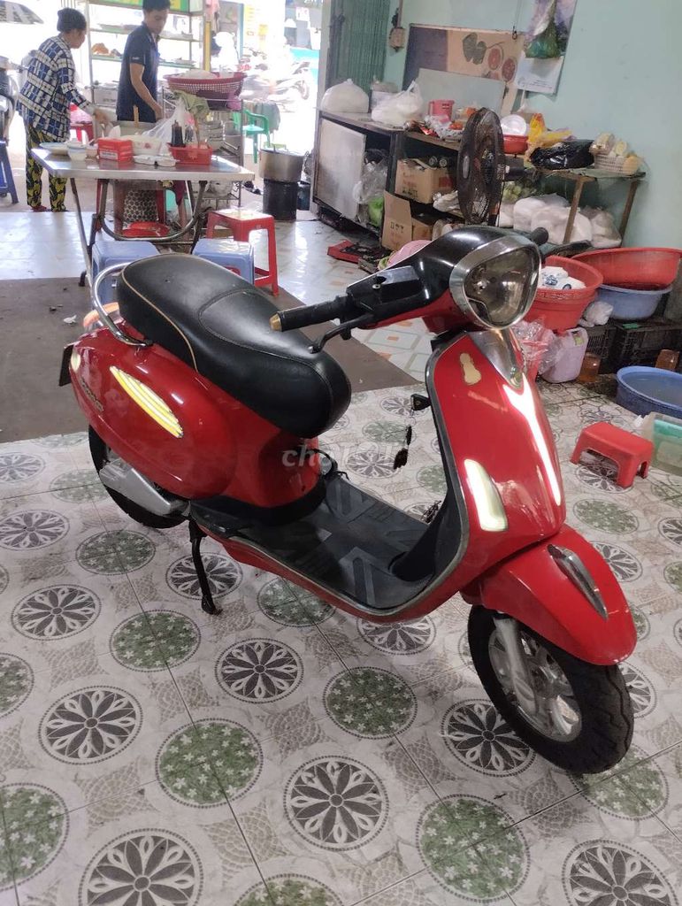 Xe điện Vespa dkbike Vtbike Roma còn đẹp. Mua bán Xe điện tại Quận 7 Tp Hồ Chí Minh được đăng bởi Xe điện Tân Mỹ  hình 3