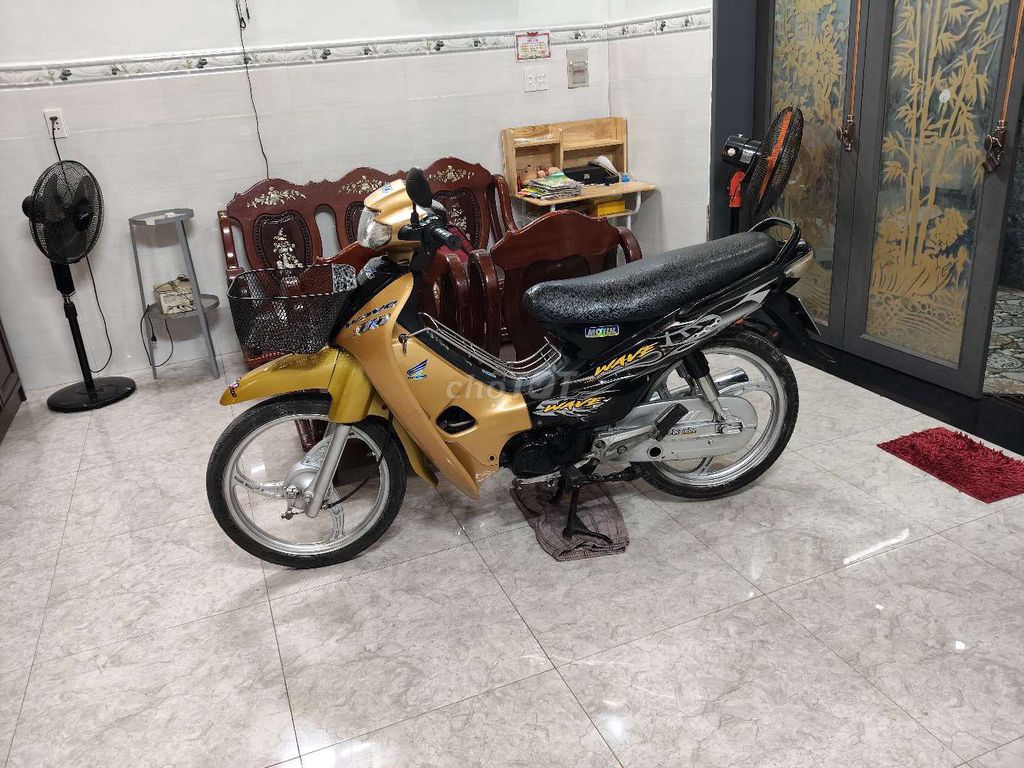 Wave hàn quốc, giấy tờ đầy đủ, máy rất êm,