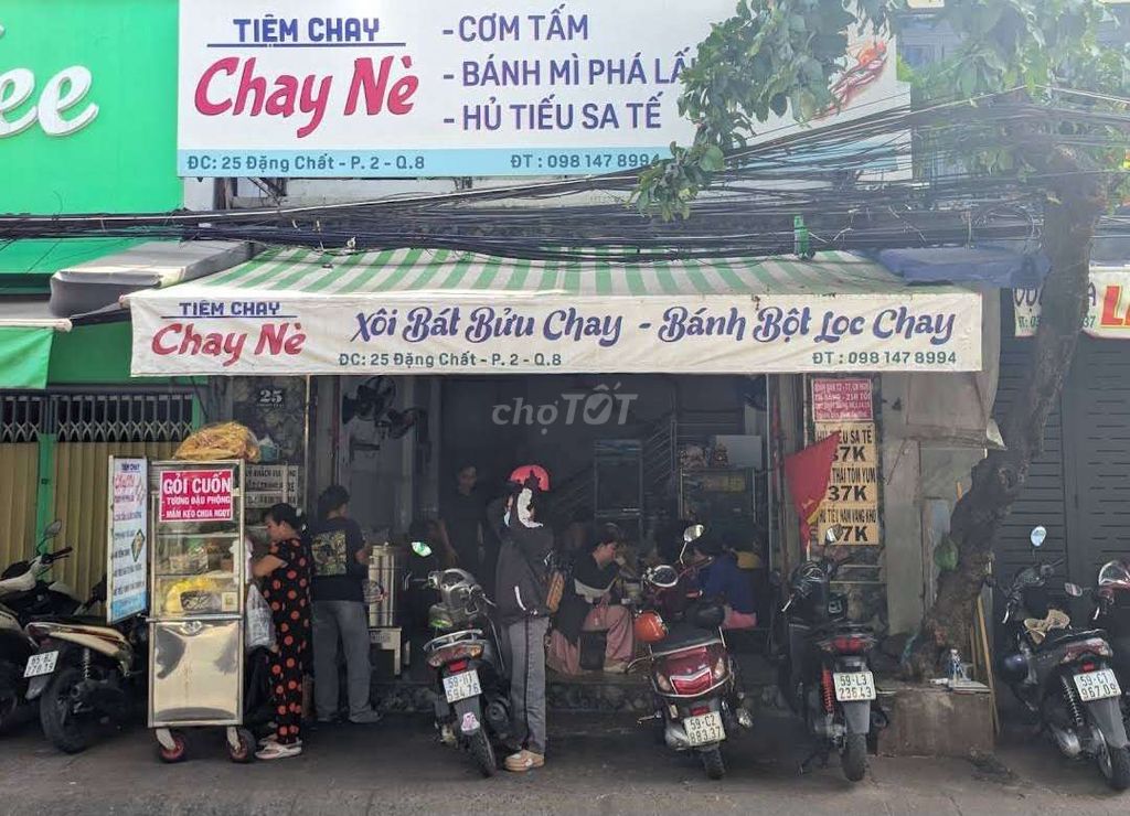 TUYỂN NHÂN VIÊN PHỤ QUÁN CHAY