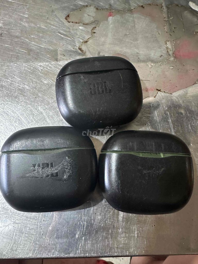 3 Tai nghe JBL tune 120TWS hư. Mua bán Tivi, Âm thanh tại Quận Tân Phú Tp Hồ Chí Minh được đăng bởi Anh tuấn hình 1