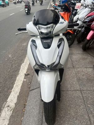 Honda SH 150I 2018 mới 90% Bstp chính chủ. Mua bán Xe máy tại Quận Tân Phú Tp Hồ Chí Minh được đăng bởi Tuanduy