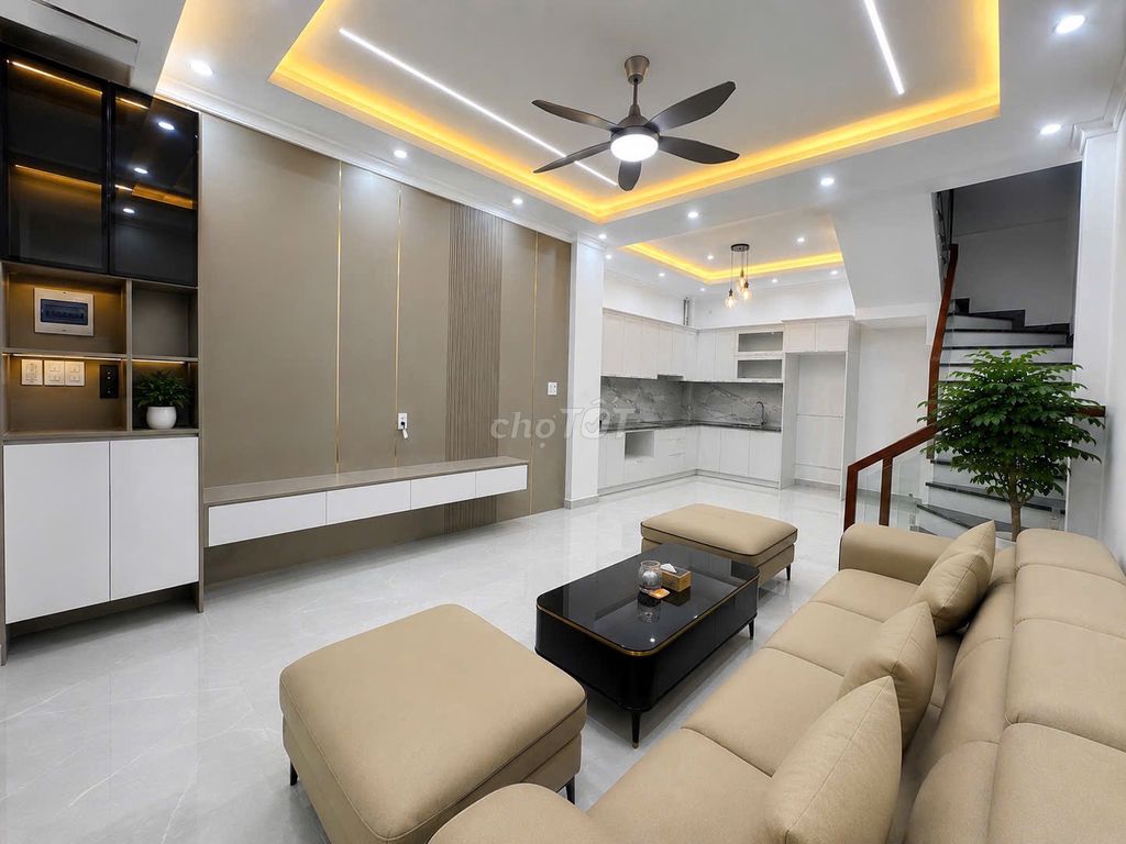 BÁN GẤP NHÀ MIẾU HAI XÃ, LÊ CHÂN, HẢI PHÒNG,DT 44m2x4 TẦNG, GIÁ 3,8 TỶ