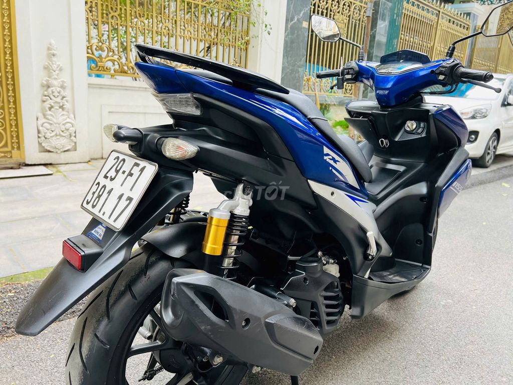 YAMAHA NVX 155 PHANH ABS XANH BIỂN 29. Mua bán Xe máy tại Quận Nam Từ Liêm Hà Nội được đăng bởi Hoàng Lan hình 6