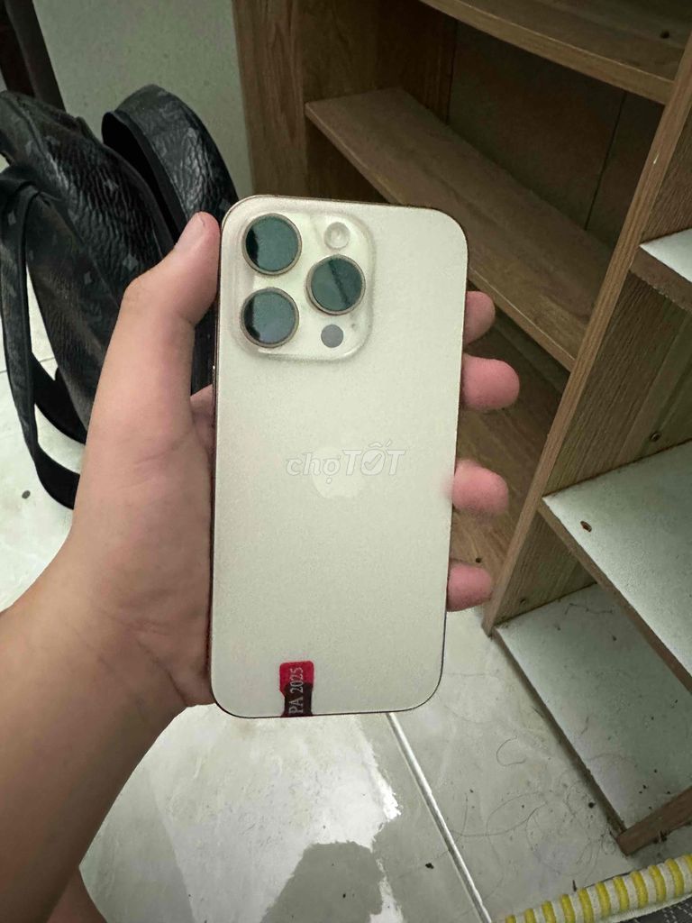 Apple iPhone 16 Pro max 256GB LLA màu Titan sa mạc. Mua bán Điện thoại tại Quận Tân Phú Tp Hồ Chí Minh được đăng bởi Cò hình 1