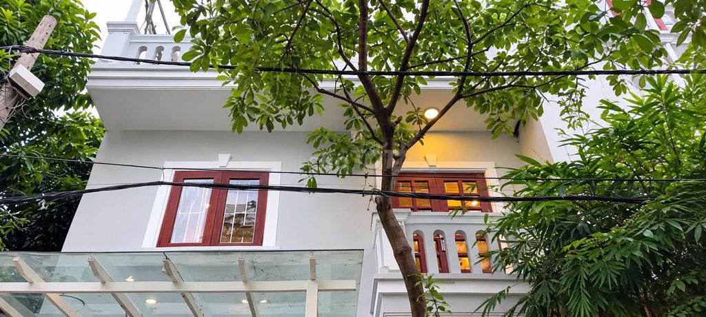 Аренда · 4 комн. · 100 м² · Quận 12, ул. Đường Tô Ngọc Vân