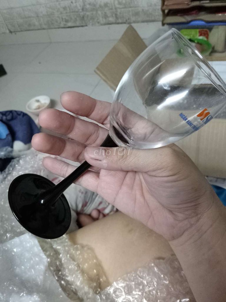 Ly rượu SHB Thủy tinh Trong suốt, Đen. Mua bán Dụng cụ nhà bếp tại Quận 10 Tp Hồ Chí Minh được đăng bởi Vy hình 1