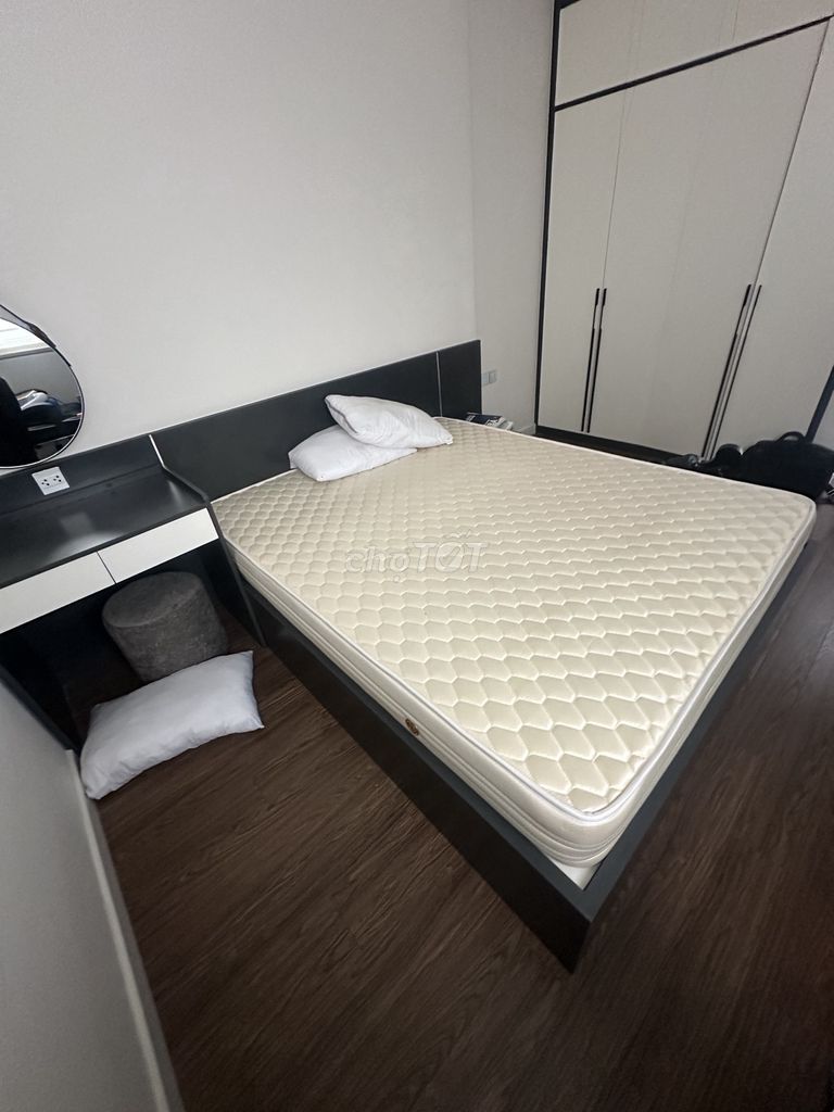 Giường ngủ Gỗ 1,6x200 Đen trắng Hiện đại. Mua bán Giường, chăn ga gối nệm tại Quận Bắc Từ Liêm Hà Nội được đăng bởi nguyễn văn hiển  hình 1