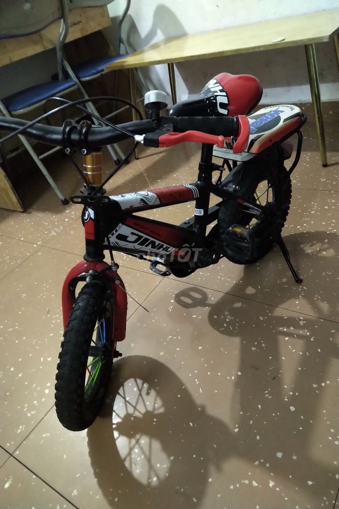 Xe cho bé Mẫu giáo - 7 tuổi. Mua bán Xe đạp tại Quận Hải Châu Đà Nẵng được đăng bởi Đức Vĩnh hình 2