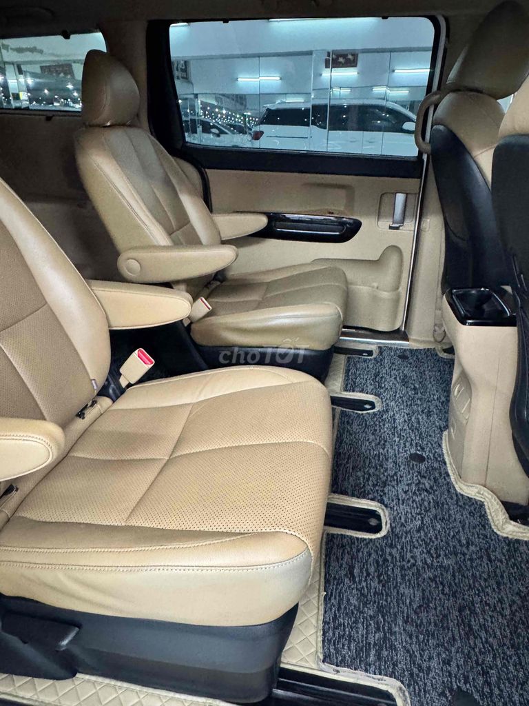 Kia Sedona 2018 2.2 DATH - 90000 km. Mua bán Ô tô tại Huyện Bình Chánh Tp Hồ Chí Minh được đăng bởi Anh Khoa hình 18