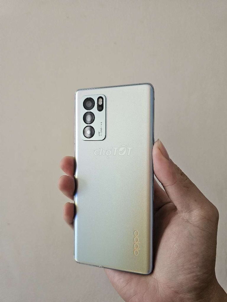OPPO Reno6 Pro 5G 256GB Bạc sọc màng. Mua bán Điện thoại tại Quận Hải Châu Đà Nẵng được đăng bởi phan quân hình 1