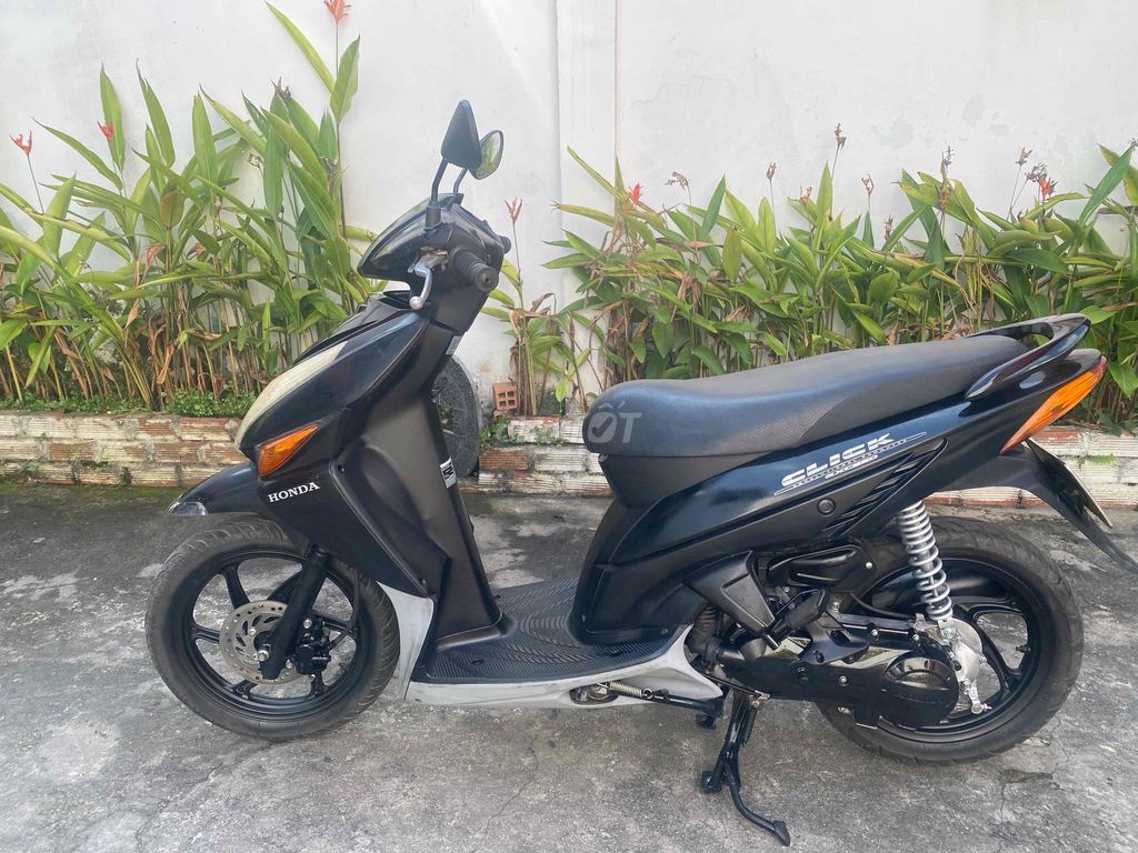 Honda Click 110 lên 2010 cà vẹt đầy đủ. Mua bán Xe máy tại Quận Tân Bình Tp Hồ Chí Minh được đăng bởi Tý tay ga hình 7