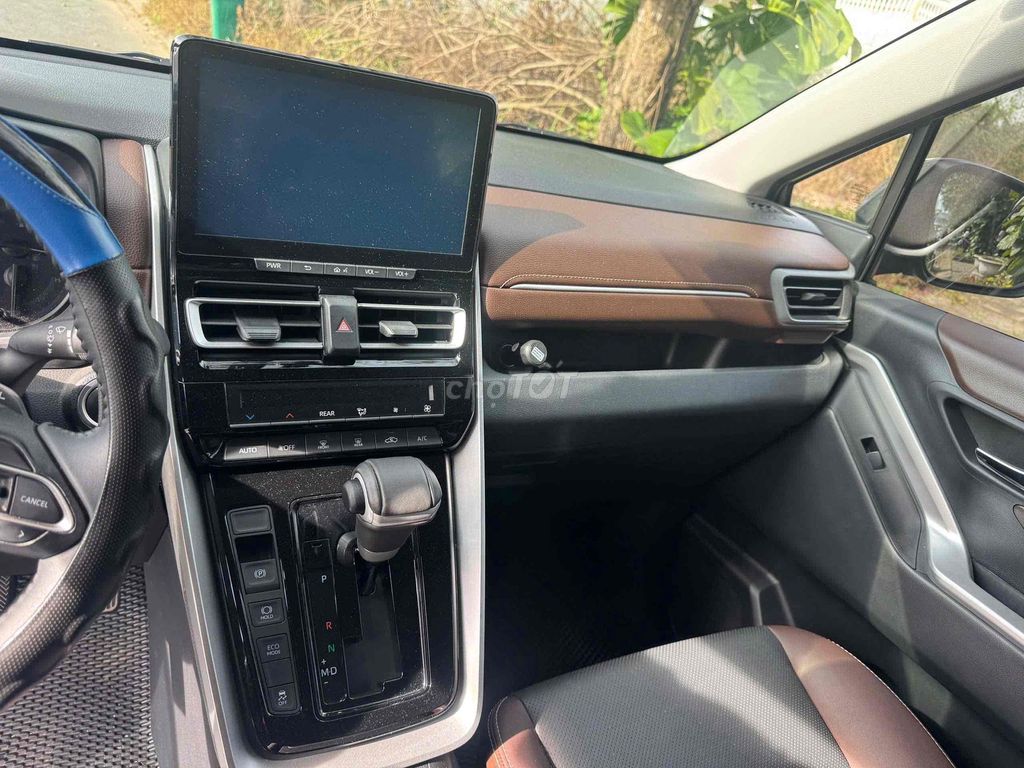 🚘 TOYOTA INNOVA CROSS 2024 - Xe 1 Chủ dùng kỹ. Mua bán Ô tô tại Thành phố Thủ Đức Tp Hồ Chí Minh được đăng bởi Tấn Lợi Car hình 8