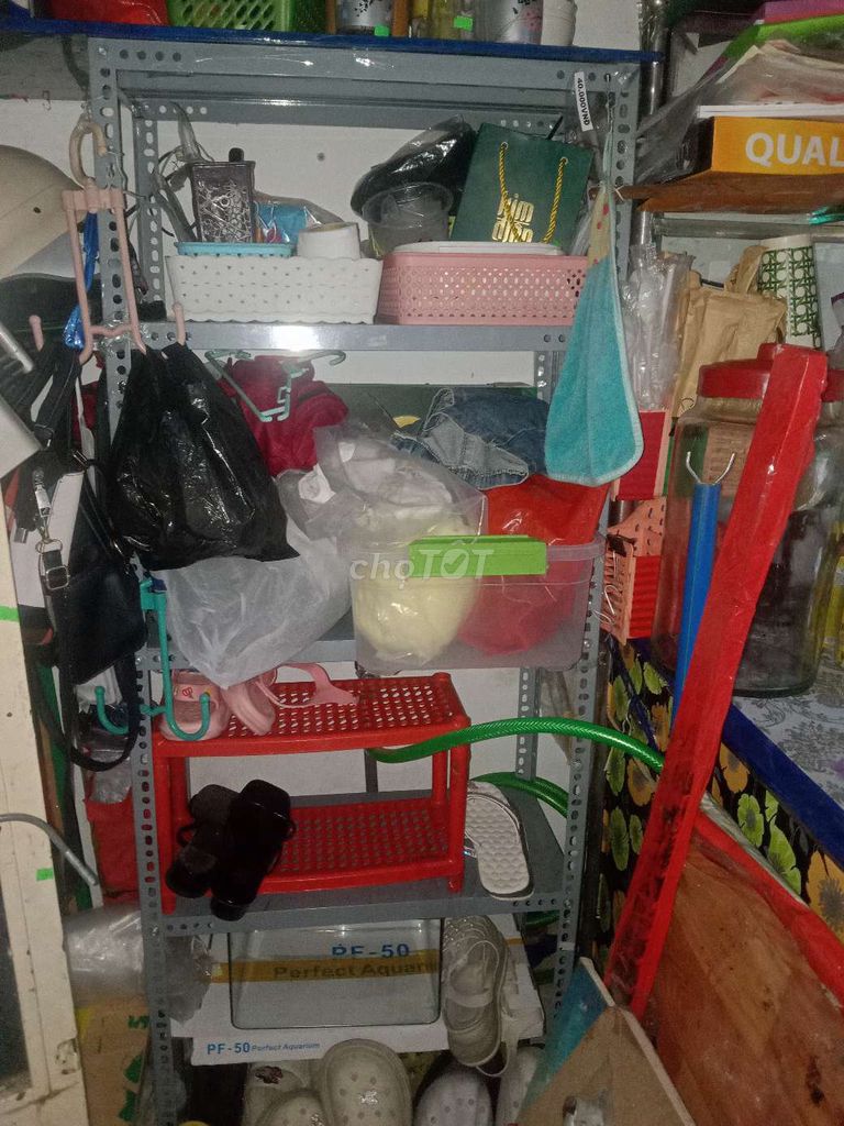 Kệ sắt V lỗ Xám 1m60x60cmx30cm. Mua bán Tủ, kệ gia đình tại Thành phố Thủ Đức Tp Hồ Chí Minh được đăng bởi Thanh Tam hình 1