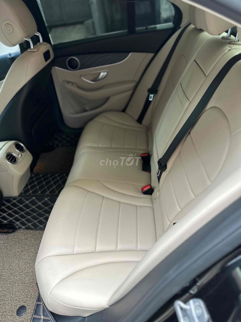Mercedes Benz C200 - 56000 km model 2020. Mua bán Ô tô tại Quận 7 Tp Hồ Chí Minh được đăng bởi Thông Sport  hình 13