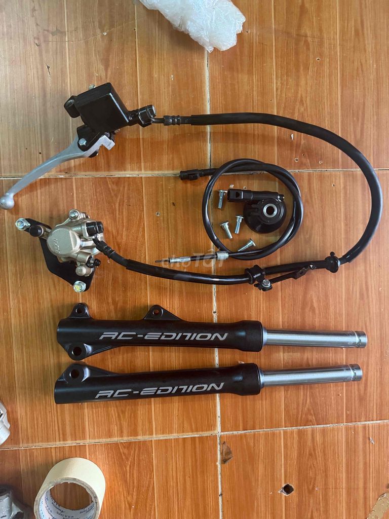 Bộ đĩa phuộc trước zin+?cặp mâm Future 125. Mua bán Phụ tùng xe tại Huyện Châu Phú An Giang được đăng bởi Made in Thailand  hình 1