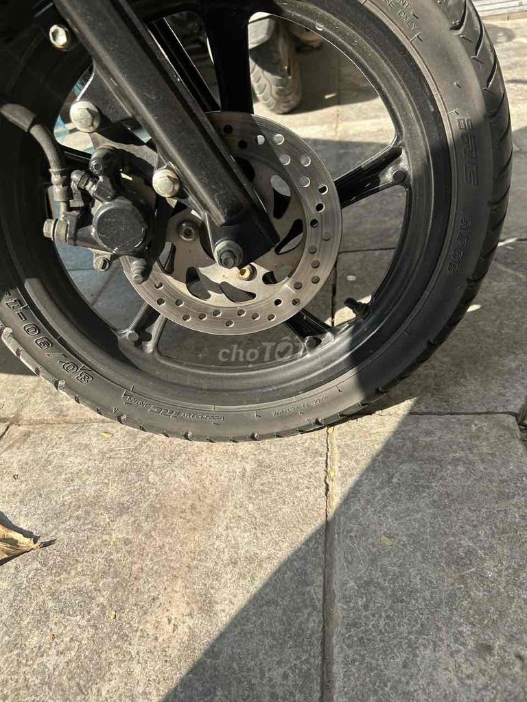 BÁN XE TẠI HÀ NỘI-BA ĐÌNH. Mua bán Xe máy tại Quận Ba Đình Hà Nội được đăng bởi nguyen thuy nga hình 2