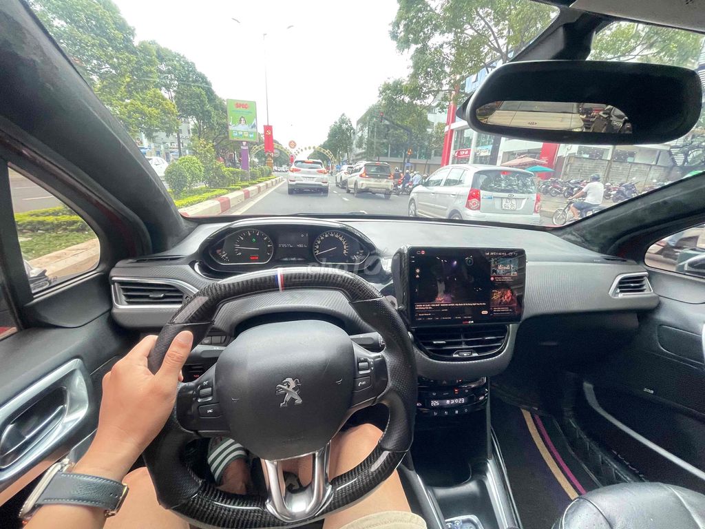 Peugeot 208 2015 1.6L AT - 72123 km. Mua bán Ô tô tại Huyện Krông Pắc Đắk Lắk được đăng bởi lê thanh luân hình 10