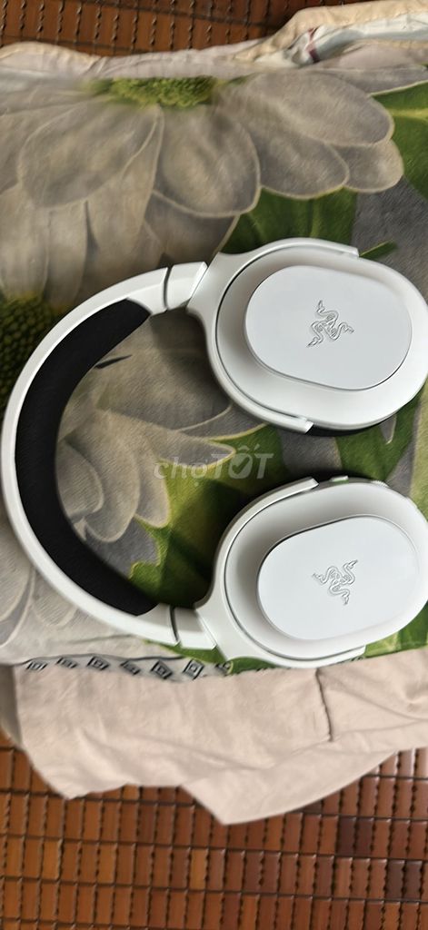 Tai nghe Razer Barracuda X Chroma Trắng. Mua bán Tivi, Âm thanh tại Huyện Phú Vang Thừa Thiên Huế được đăng bởi Trần Nhật Bảo Khánh hình 1