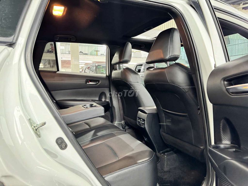 Toyota Cross 2022 - 46000 km. Mua bán Ô tô tại Thành phố Thủ Đức Tp Hồ Chí Minh được đăng bởi Phúc xe lướt hình 16