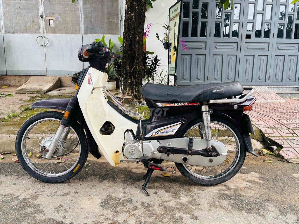 Dream TQ bstp máy mạnh bao chở hàng nặng. Mua bán Xe máy tại Thành phố Dĩ An Bình Dương được đăng bởi Nguyễn Hồng Sương hình 1