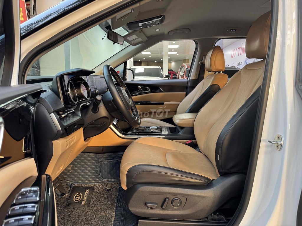 CẦN BÁN KIA CANIVAL 2.2D MÁY DẦU 8 GHẾ SIÊU MỚI. Mua bán Ô tô tại Quận Bắc Từ Liêm Hà Nội được đăng bởi Mr PHÁT THÁI HÀ AUTO hình 8