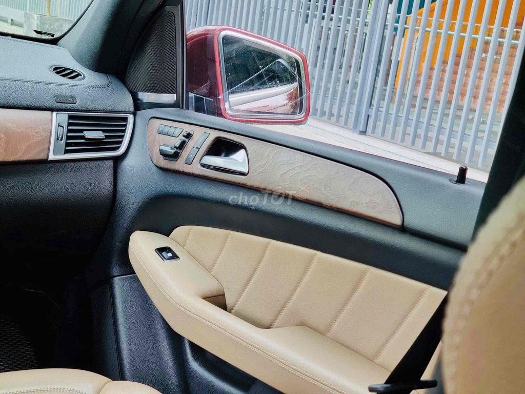 Mercedes-Benz GL350 CDI Đỏ Model 2016. Mua bán Ô tô tại Quận 8 Tp Hồ Chí Minh được đăng bởi Hồng Phúc hình 4