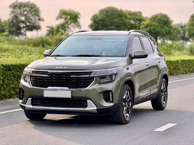 Kia Seltos 1.5 pre 2024 Xanh rêu 9000 km