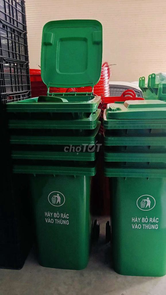 Thùng rác nhựa 240L xanh lá có bánh xe. Mua bán Nội thất, đồ gia dụng khác tại Huyện Hóc Môn Tp Hồ Chí Minh được đăng bởi Trường  hình 1