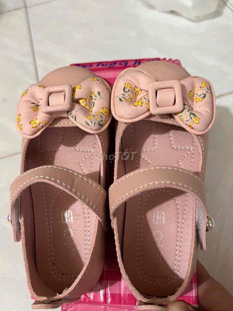 Giày búp bê bé gái hồng size 28 mới 99%. Mua bán Mẹ và bé tại Quận 11 Tp Hồ Chí Minh được đăng bởi Mitừ hình 1
