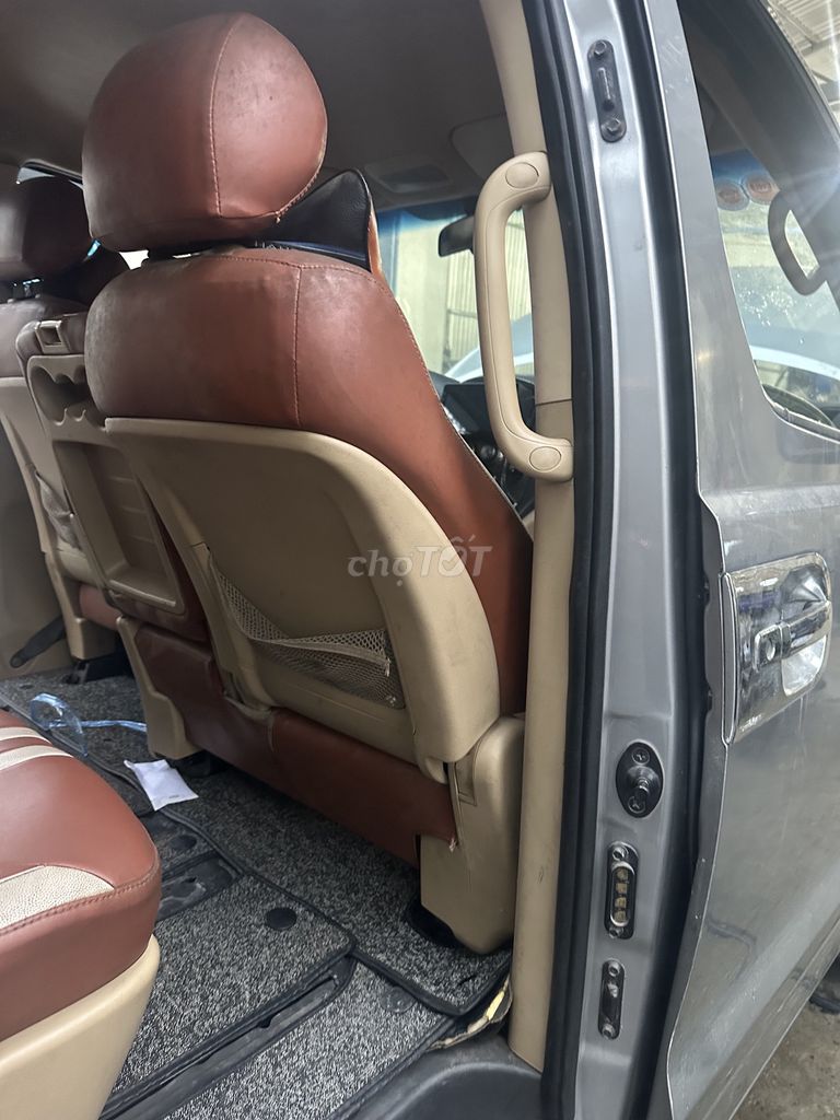 Hyundai Starex 2015 2.5D MT - 300000 km. Mua bán Ô tô tại Huyện Hòa Vang Đà Nẵng được đăng bởi Quốc Huy hình 7