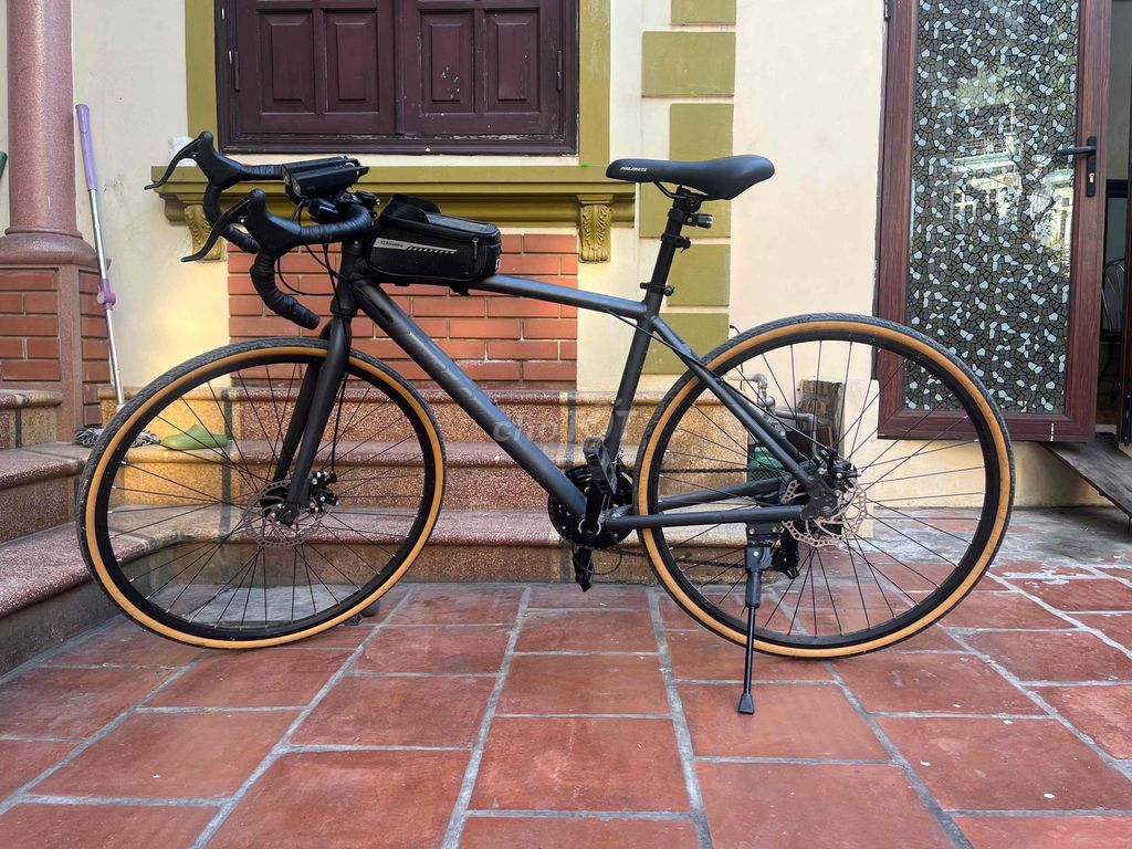 Xe đạp đua thể thao khung nhôm. Mua bán Xe đạp tại Huyện Thường Tín Hà Nội được đăng bởi Trường hình 2