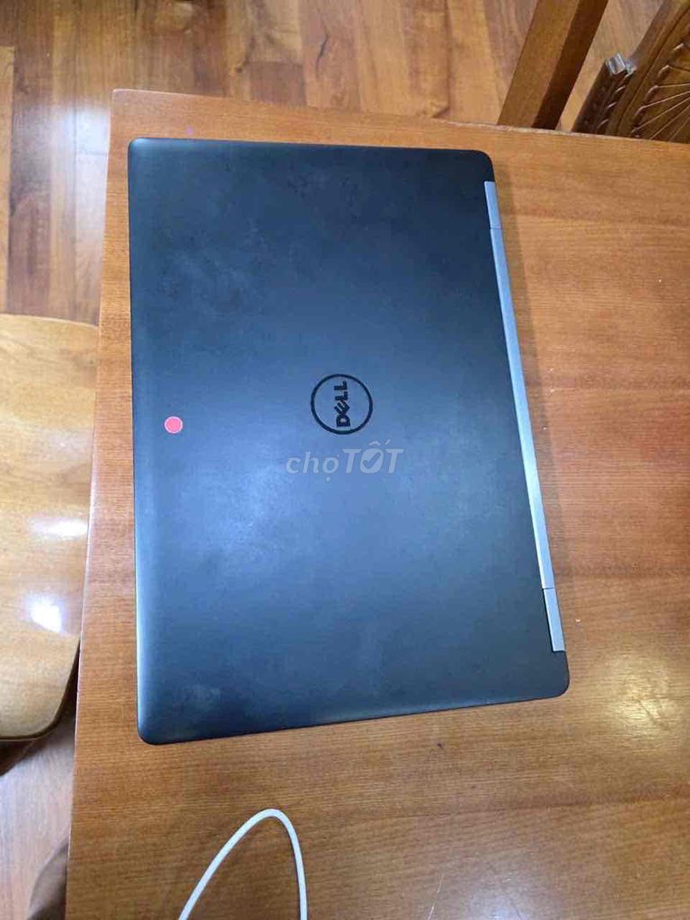 Dell Latitude E5570 i5 15.6 inch 8GB/128GB. Mua bán Laptop tại Quận Bình Tân Tp Hồ Chí Minh được đăng bởi Bình hình 1