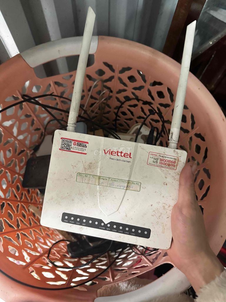 Modem WiFi Viettel Trắng. Mua bán Phụ kiện (Màn hình, Chuột...) tại Quận Cầu Giấy Hà Nội được đăng bởi Đuc Em Tran hình 1
