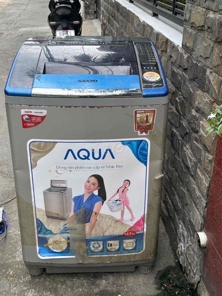 máy giặt Aqua 12.5 kg còn ok