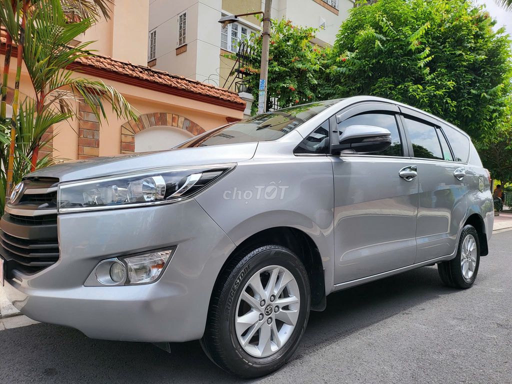 Toyota Innova 2020 2.0E - 78000 km. Mua bán Ô tô tại Quận 10 Tp Hồ Chí Minh được đăng bởi Anh Thanh hình 2