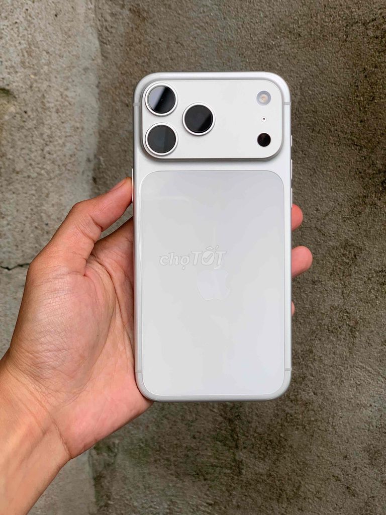 iPhone 17 Pro Max 256GB Trắng 99%. Mua bán Điện thoại tại Thành phố Long Xuyên An Giang được đăng bởi CherriesCloset hình 1