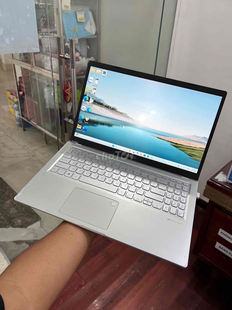 Asus VivoBook i3, SSD 480GB, RAM 4GB, 15.6 inch. Mua bán Laptop tại Huyện Mang Thít Vĩnh Long được đăng bởi Đình Khánh  hình 4