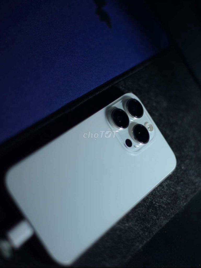 Apple iPhone 15 Pro 128GB Trắng. Mua bán Điện thoại tại Quận Liên Chiểu Đà Nẵng được đăng bởi Thái Sơn hình 1