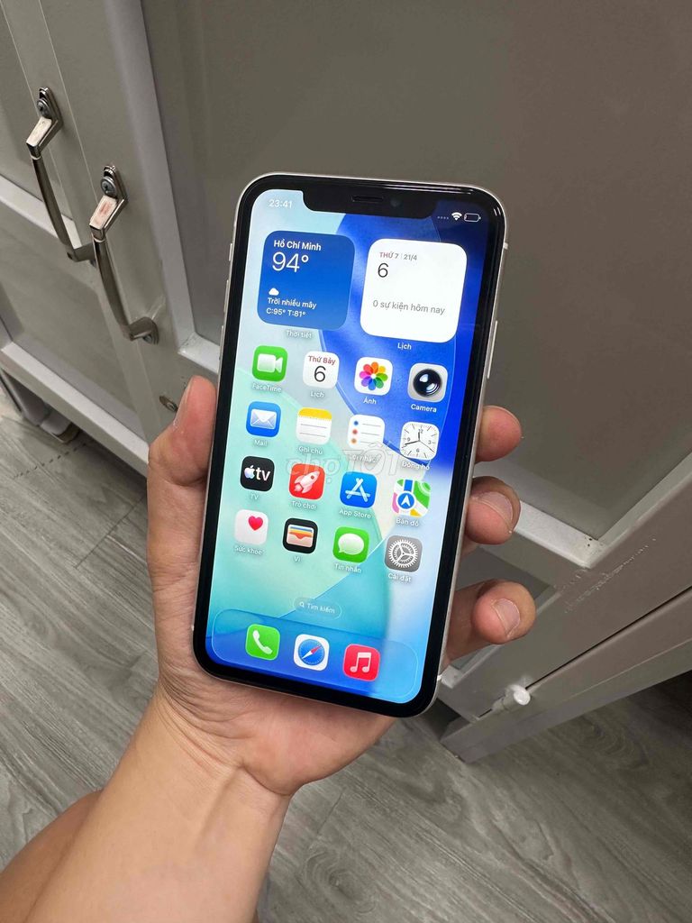 Apple iPhone 11 Trắng. Mua bán Điện thoại tại Thành phố Huế Thừa Thiên Huế được đăng bởi Nguyễn Đức Khánh Sơn hình 1