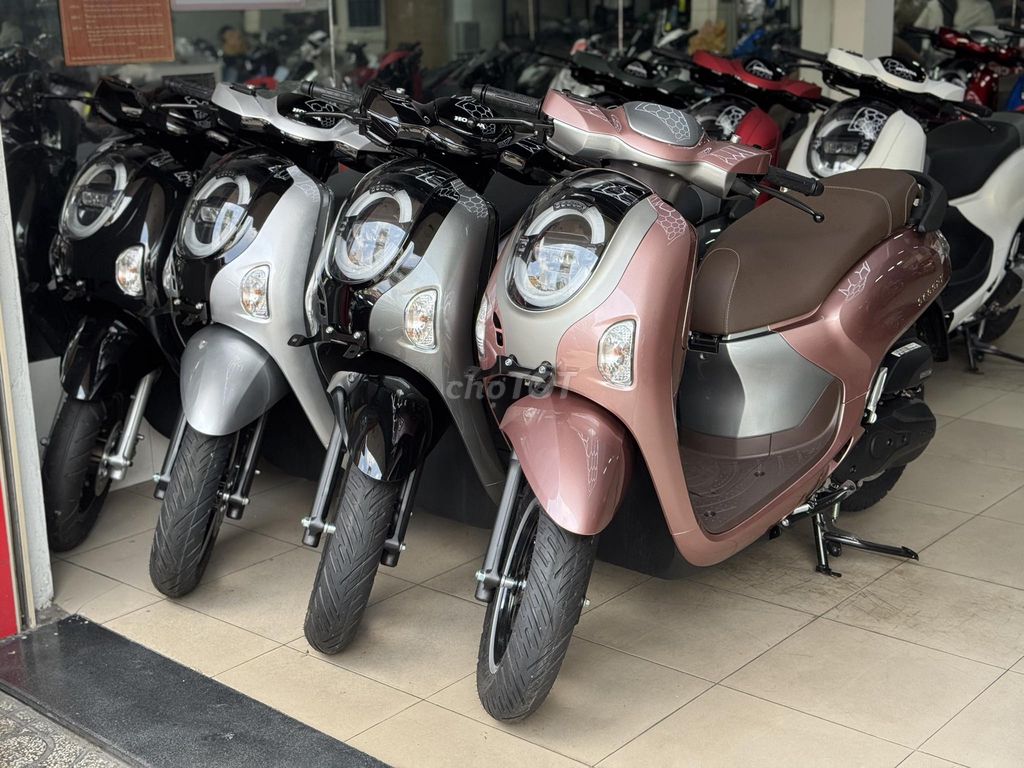 Honda Scoopy 110 2025 Smartkey Indonesia. Mua bán Xe máy tại Quận 8 Tp Hồ Chí Minh được đăng bởi Cửa hàng xe máy Bảo chuyên Vario trả góp hình 2