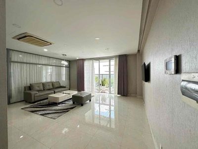 Аренда · 3 комн. · 110 м² · Quận Phú Nhuận, ул. Hồng Hà