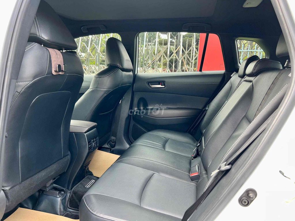 Cross Hybrid 2024 HT Vay 70% - Giá Còn Giảm. Mua bán Ô tô tại Thành phố Thủ Đức Tp Hồ Chí Minh được đăng bởi Ngọc Long Toyota Đông Sài Gòn hình 4