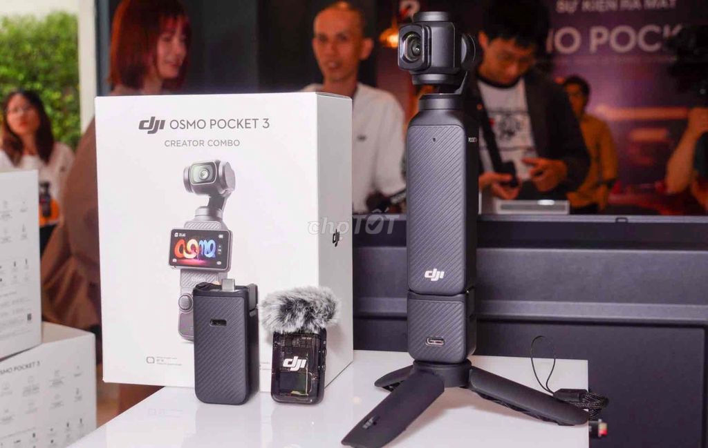 DJI Pocket 3 Creator Combo tặng kèm thẻ nhớ 128GB. Mua bán Máy ảnh, Máy quay tại Quận Liên Chiểu Đà Nẵng được đăng bởi Nguyễn Hà Linh hình 1